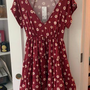 URBAN OUTFITTERS - red/daisy print baby doll dress